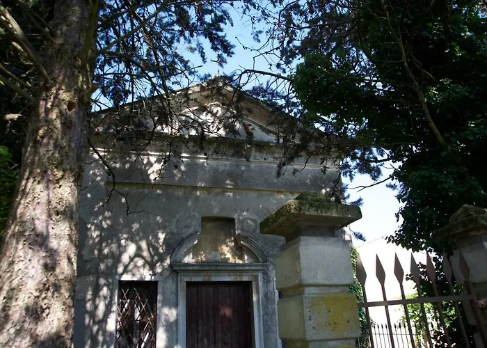 Albarello Bauernhof Sona